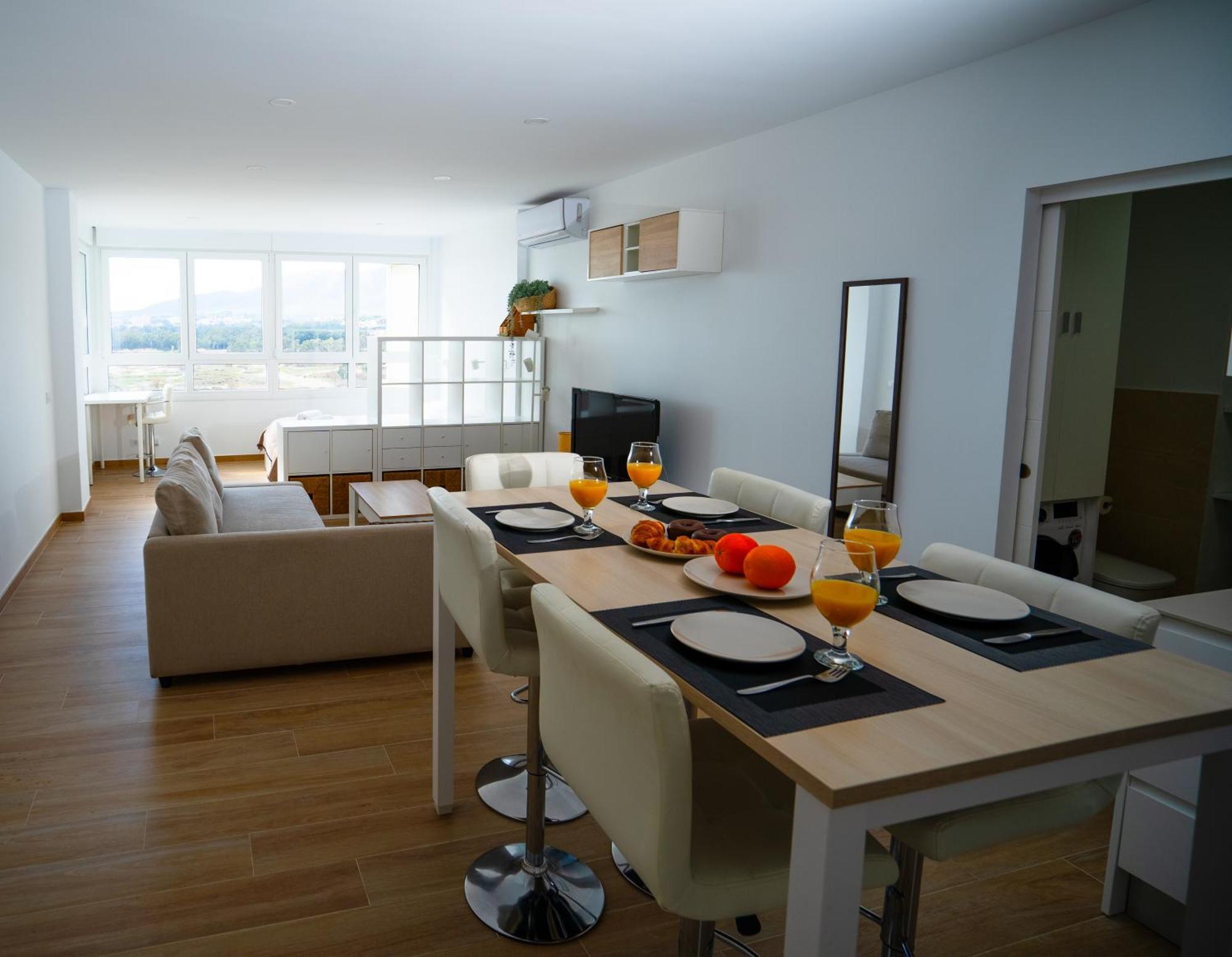 מאלגה Sunstay Guadalmar Loft Seaview מראה חיצוני תמונה